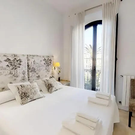 Sevilla Luxury Rentals - Alcazar Exterior photo
