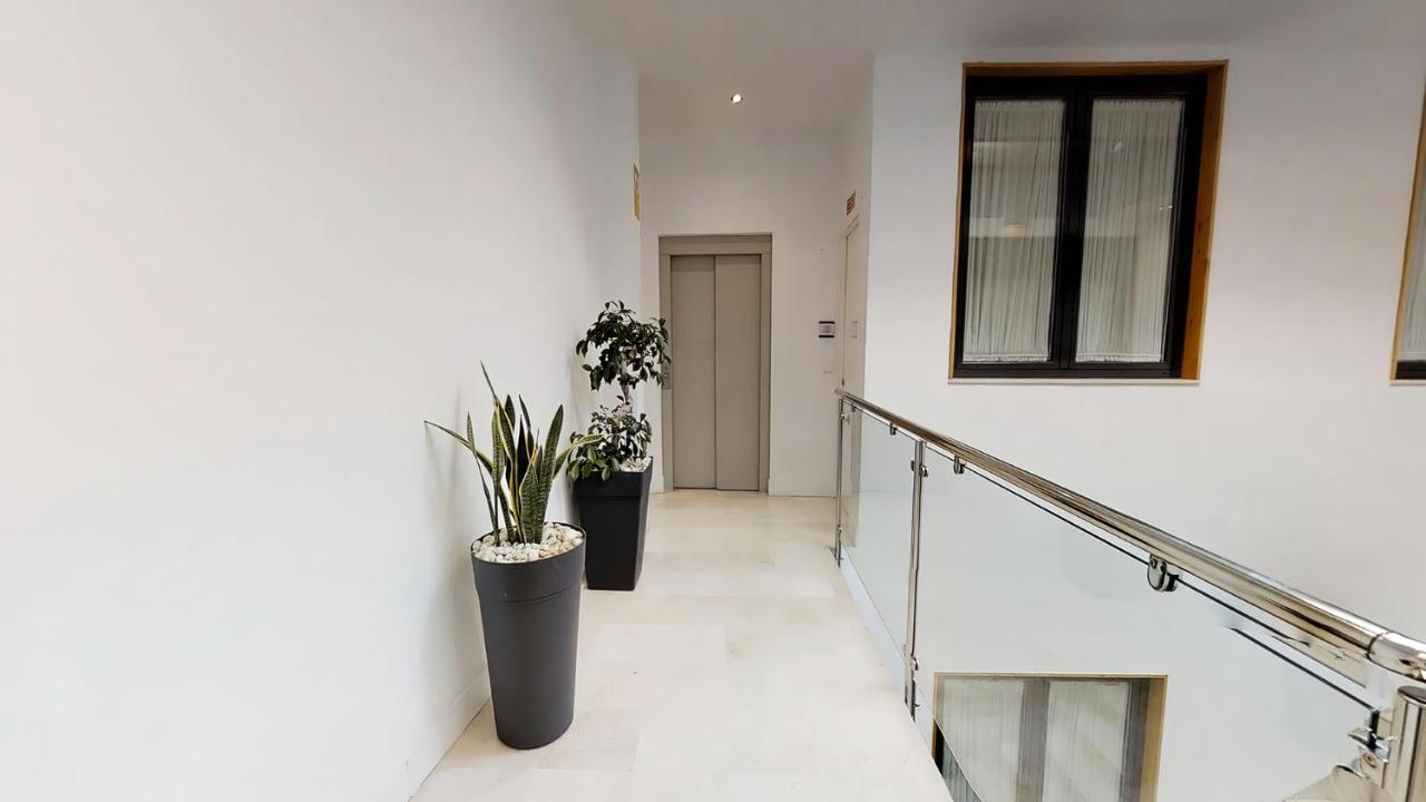 Sevilla Luxury Rentals - Alcazar *